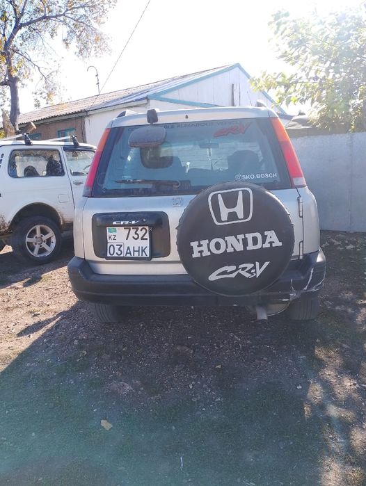 Автомобиль Хонда срв