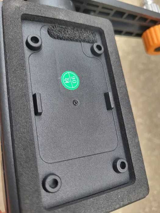 Вакуумна стойка поставка за лазерен нивелир