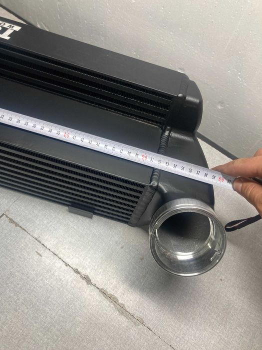 Челен интеркулер тунинг бмв е9х/е82/е87/е88 330д/335д/335и и др.