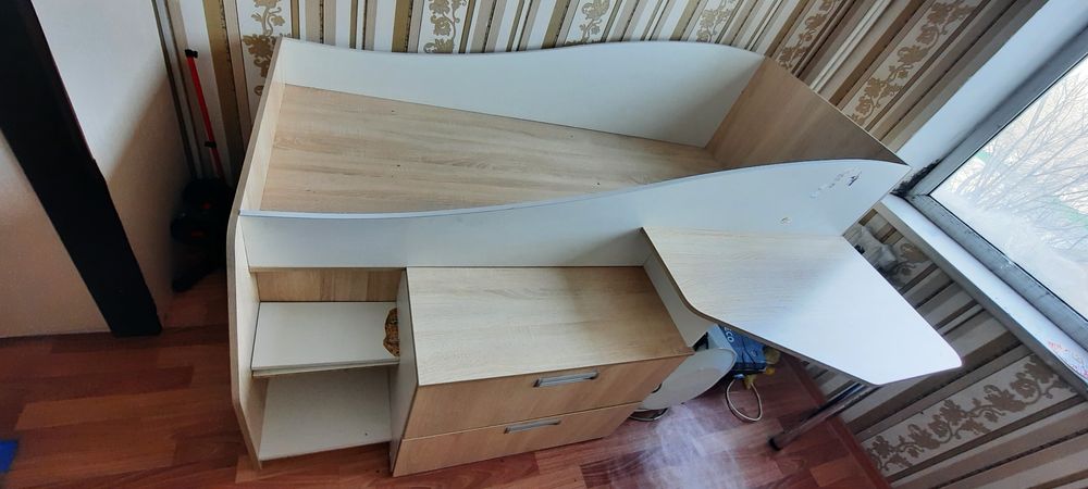 Кровать большой размер 90*200