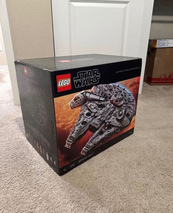 lego starwars millenium falcon 75192 new