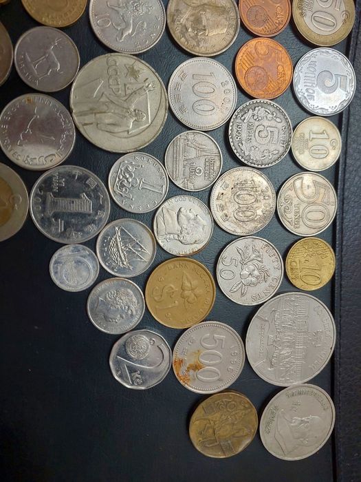 Продается разные монеты