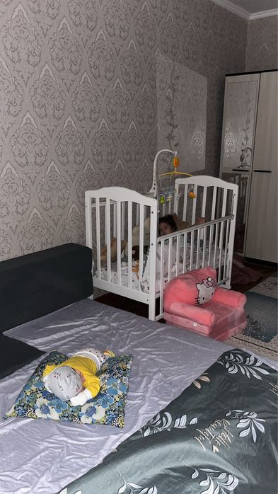Продам детскую кроватку