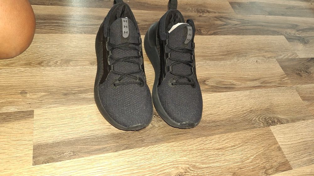 Маратонки UnderArmour UA W HOVR Phantom 3 SE