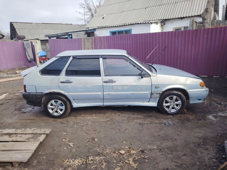 Продам ваз 2114 после ДТП на ходу