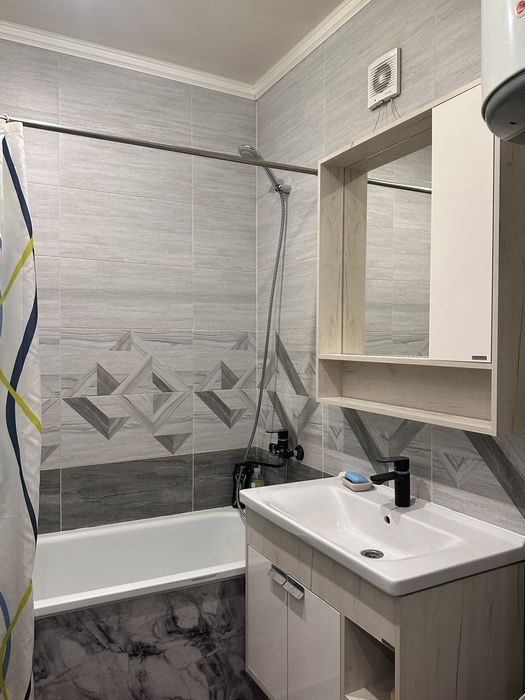 Сдам 2х Lux квартиру посуточно