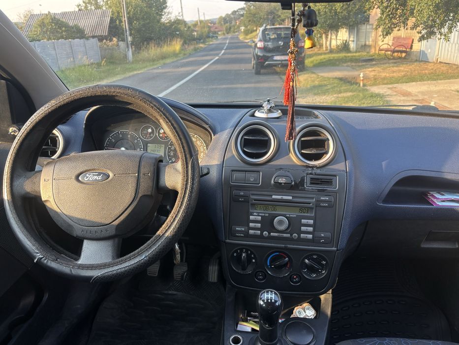 Ford Fiesta 1.2 benzina