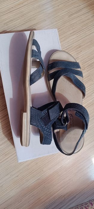 Детски сандали и кецове естествена кожа
