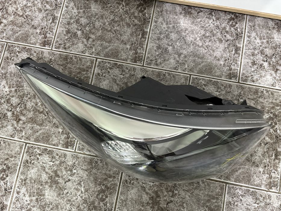 Десен фар за Киа Пиканто 3 / Kia Picanto III