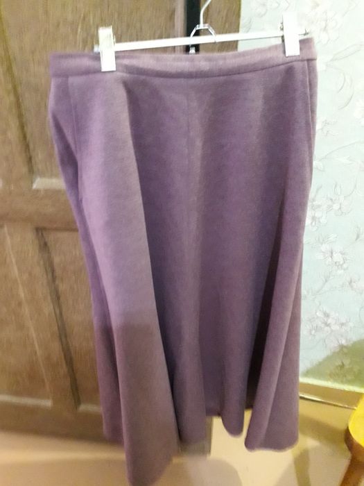 Продам вещи  женские нарядные