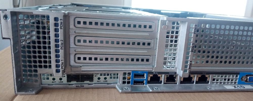 Сървър Cisco UCS C240 M4L 12*LFF 2*E5-2650v4 12c 2.2-2.9GHz 64GB MRAID