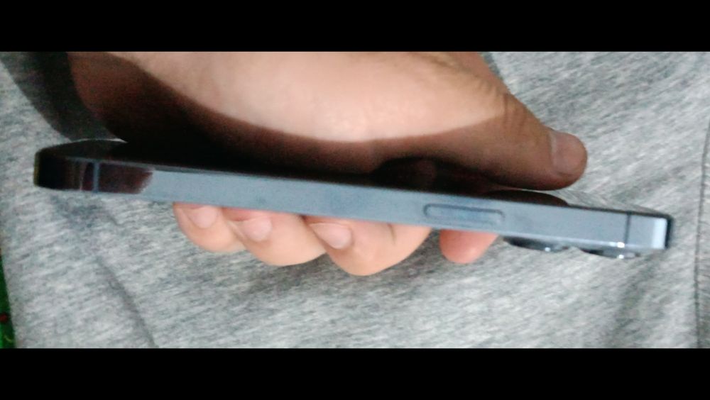 iPhone 13 Pro 256гб емкость 75%