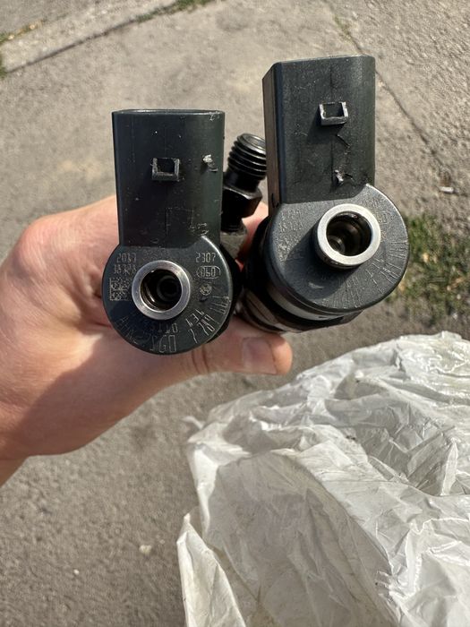 Vand set 4 injectoare bmw 2.0 150 cp e46 x3 e83