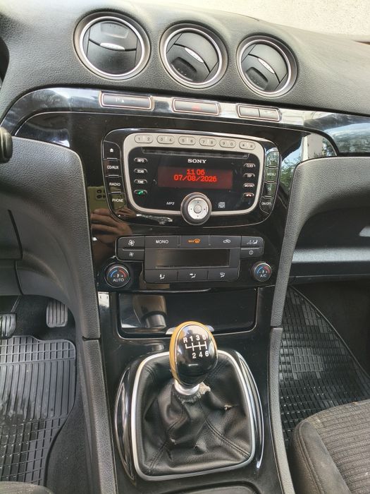 Vând Ford Galaxy!
