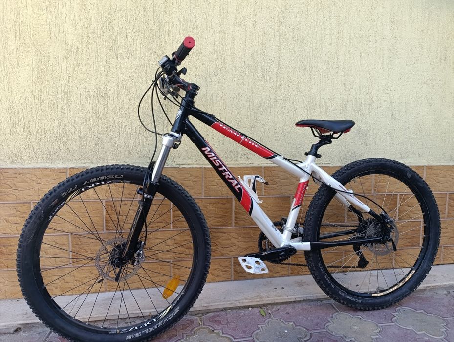 Mistral 26 цола   .