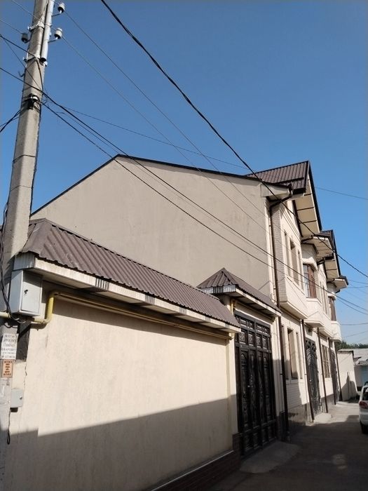 Продам 2 -х этажный дом. Дом новый. Старые Сергели. Везде для машины.