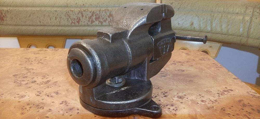 Тиски Челябинск 1965г