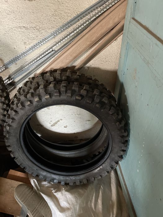 В продаже резина отличного качества 110 на 100 Талгар