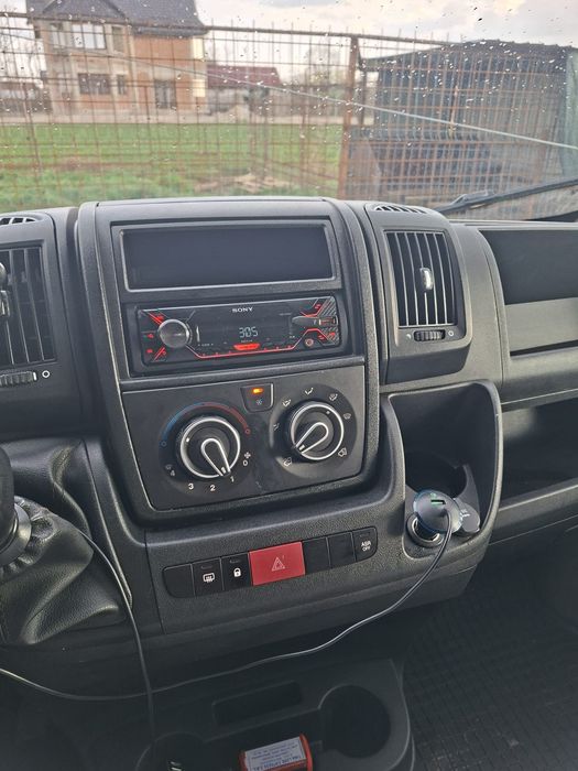 Cesionez leasing/Vând autoutilitară Citroen Jumper