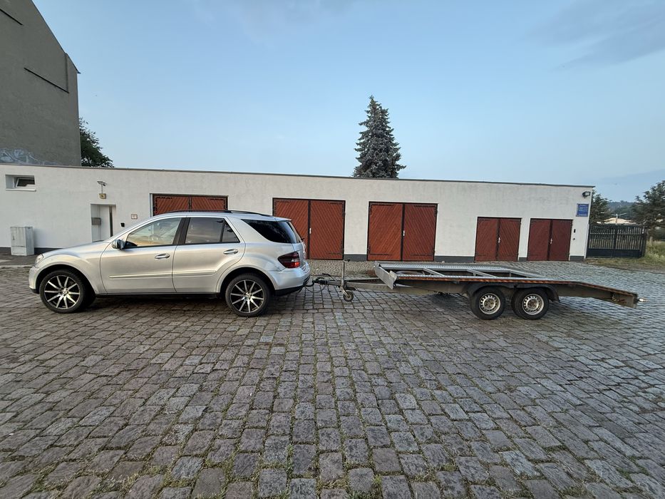 Ansamblu Mercedes Benz ML 320cdi + Platforma Boro 2,7 t