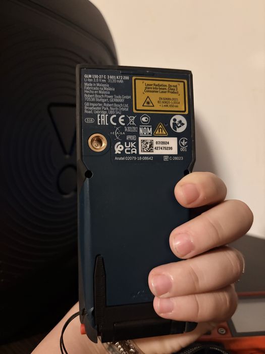 Telemetru laser profesional Bosch GLM 150-27 C