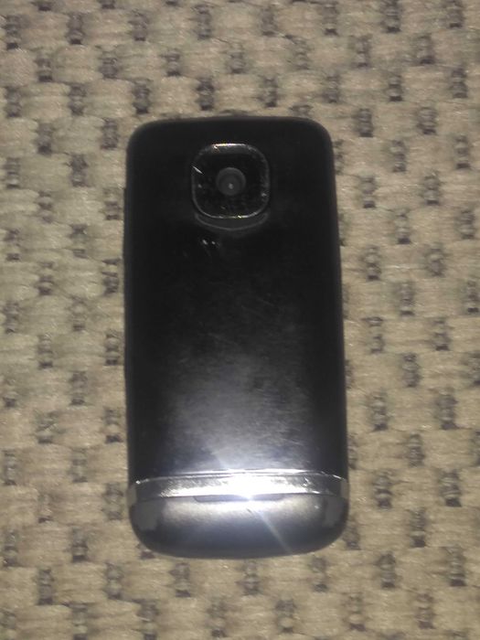 Продам смартфон Nokia 311 на запчасти