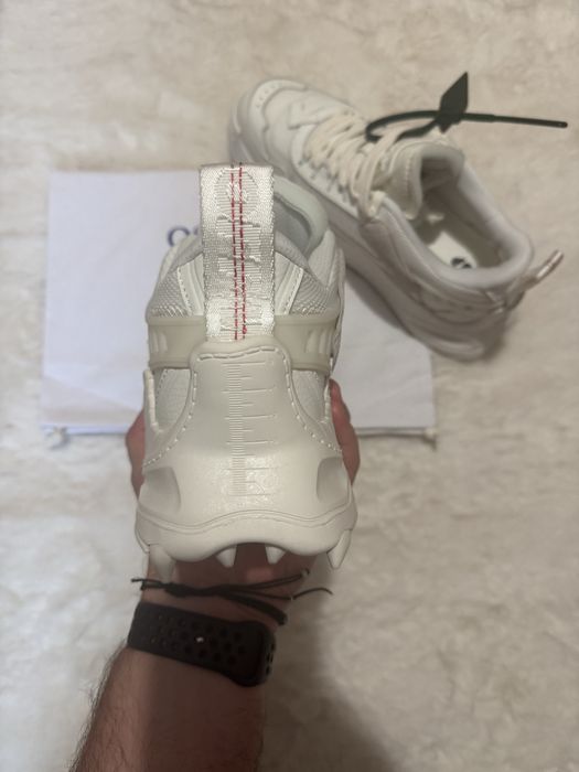 Off White ODSY 1000