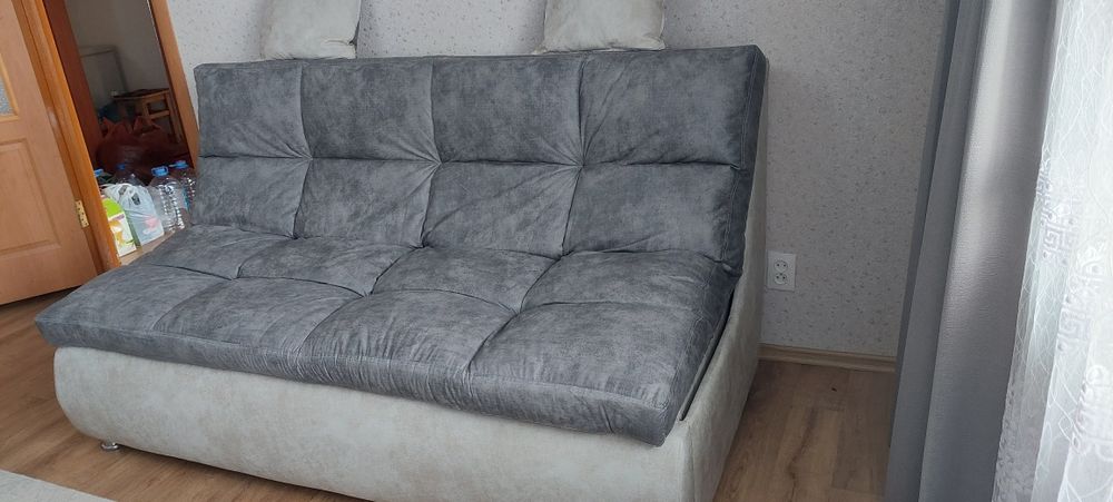 Продаю диван в идеальном состоянии срочно