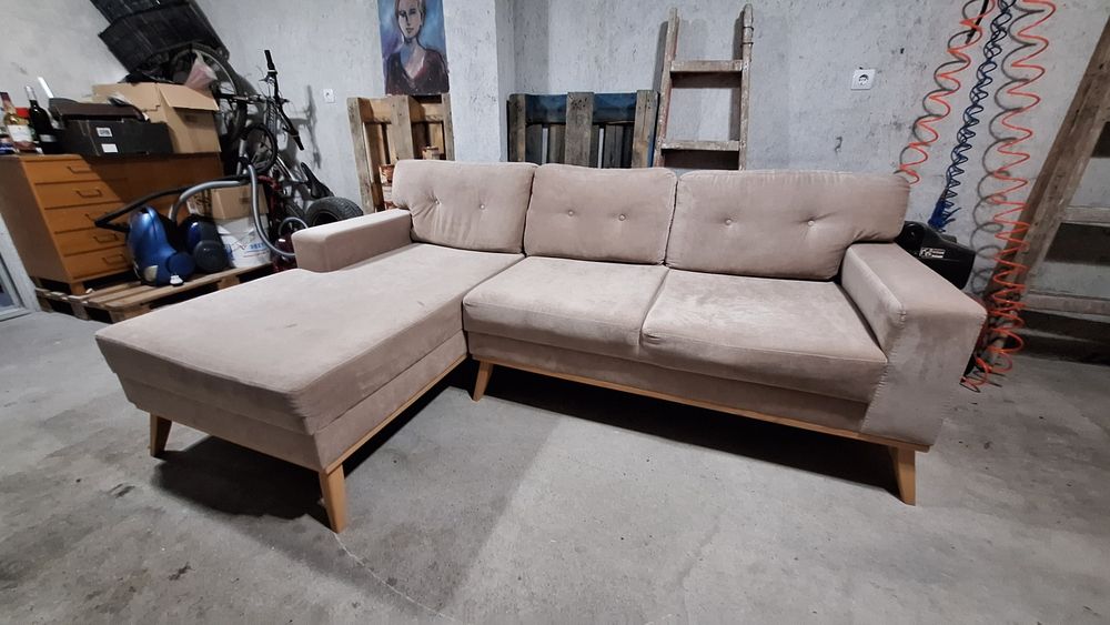 Триместен Диван с Лежанка