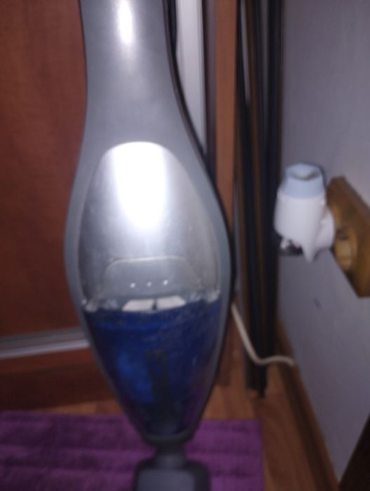 Aspirator cu fir  folosit