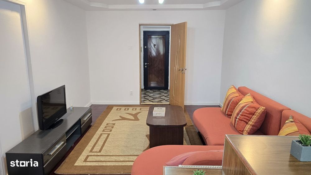 Inchiriez apartament cu 2 camere in Deva, Bld. Dacia, parter,