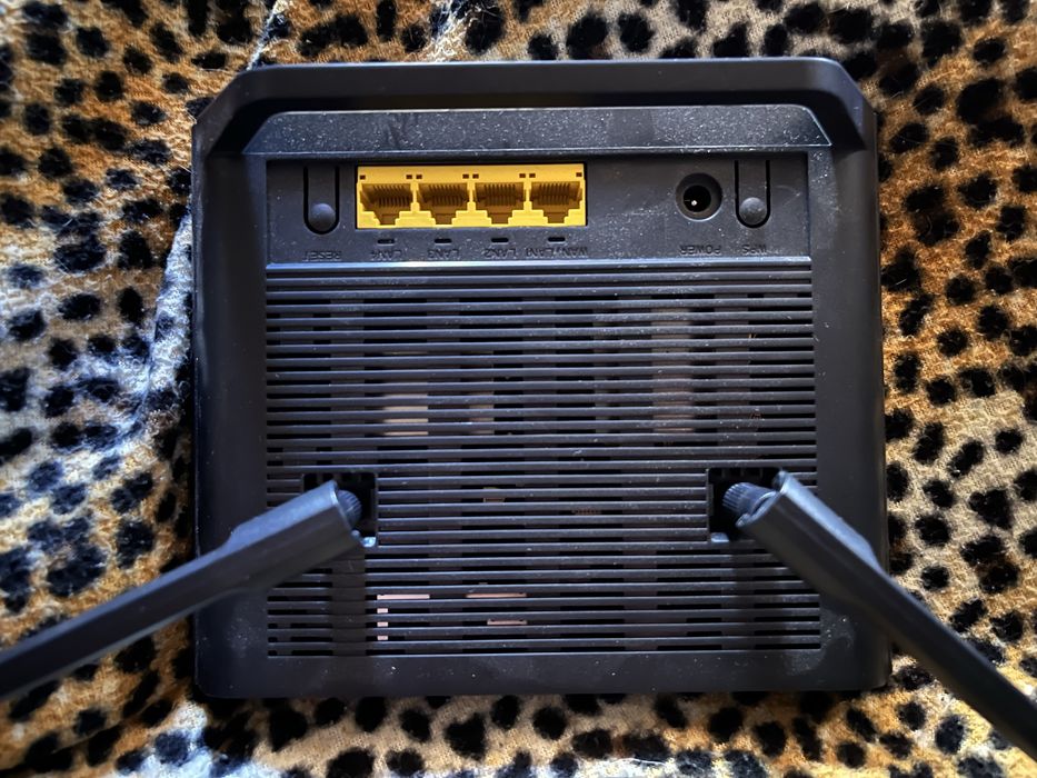 Продам роутер LTE Beeline