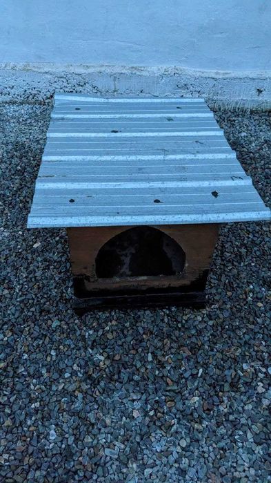 Продам будку для собак