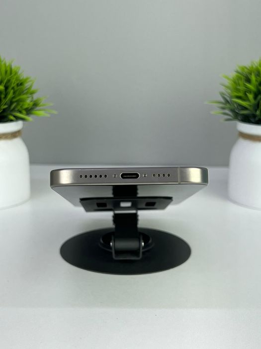 Телефон Apple iPhone 15 Pro Max 256GB