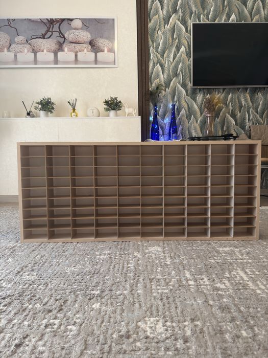 Полка с ячейками