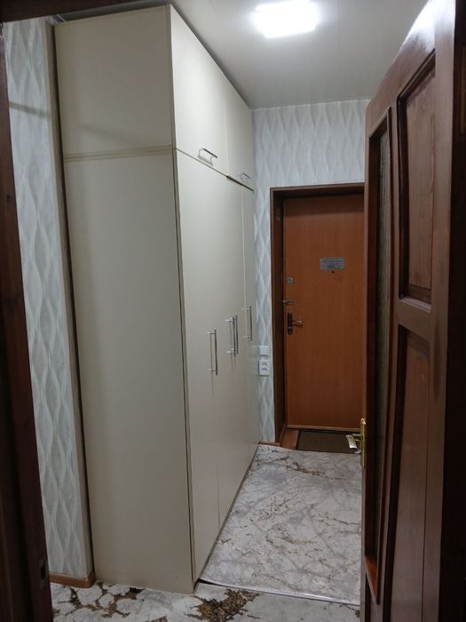 Продаётся квартира 2/4/4