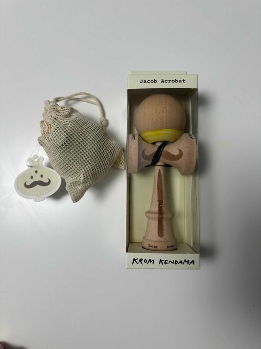 Kendama Krom Jacob Acrobat originală – nouă, ediție pro + săculeț