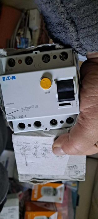 Sigurante electrice,dibluri ,dibluri metalic profesionale