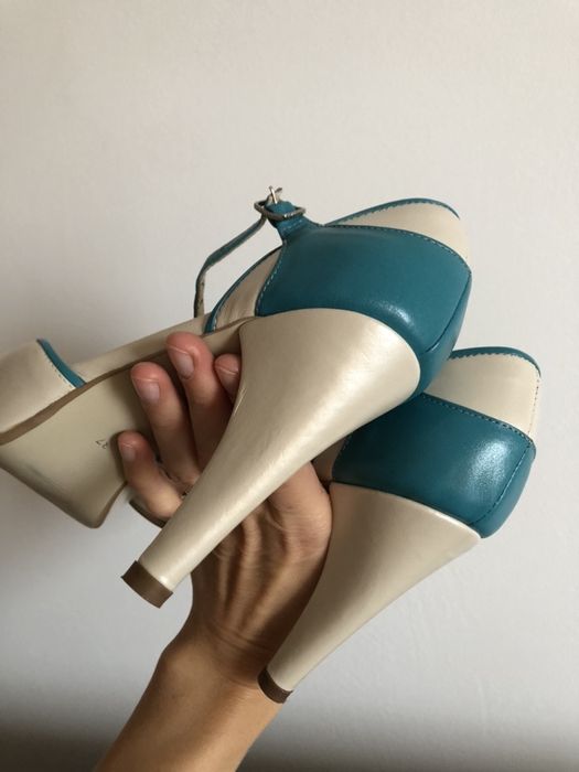 2 perechi de Pantofi nunta/cununie/eveniment