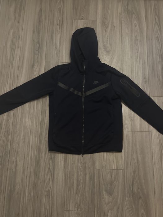 tech fleece marimea M-L