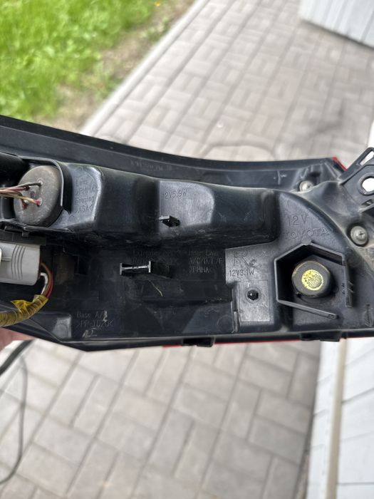 Правый фонарь Camry 70