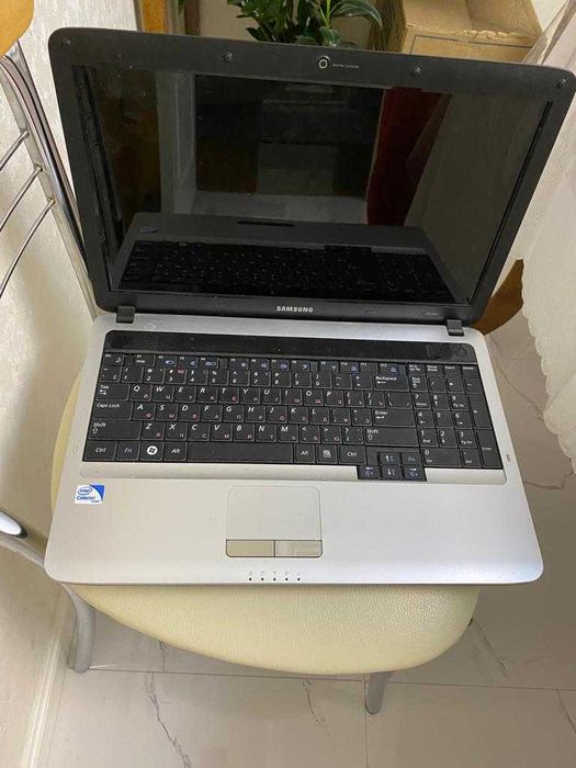 Ноутбук Самсунг в отличном состоянии