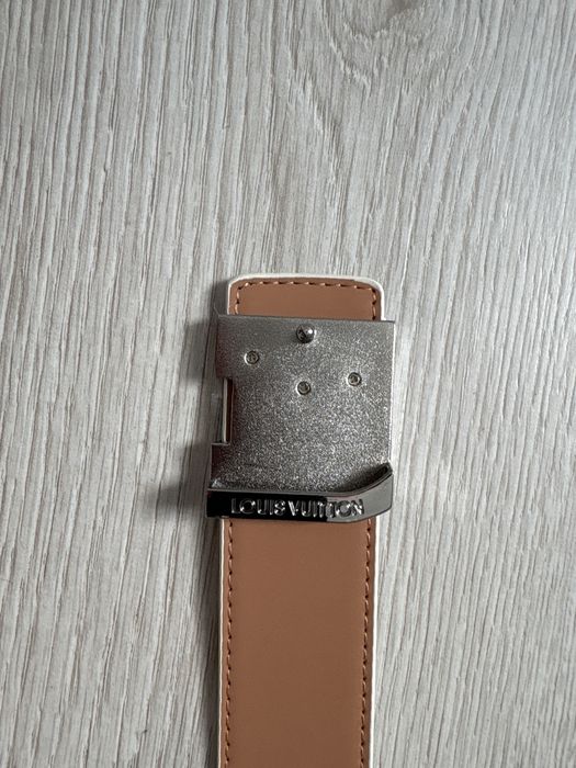 Curea Louis Vuitton