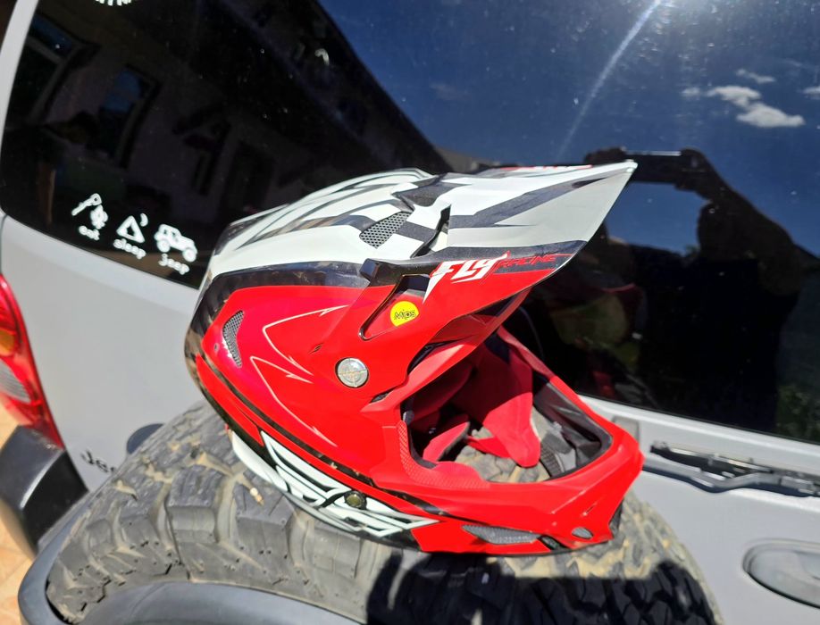 Casca Bicicleta Fly Werx Rival