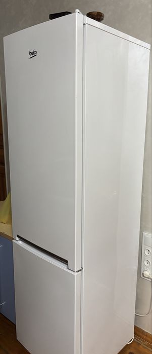 Холодильник beko