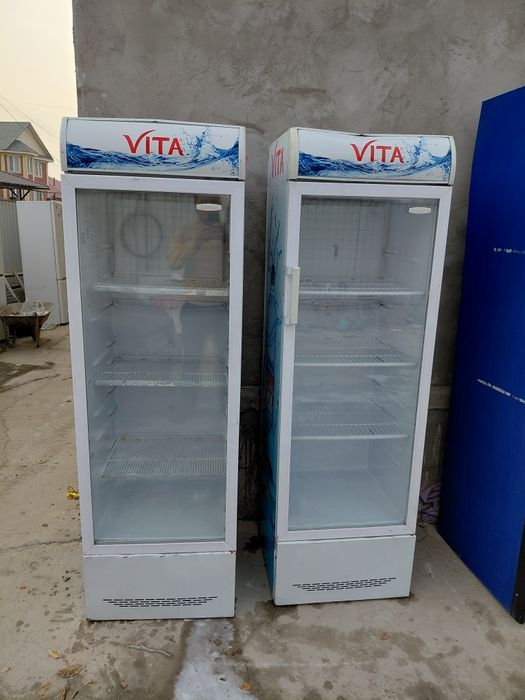 Холодильник работает Доставка есть