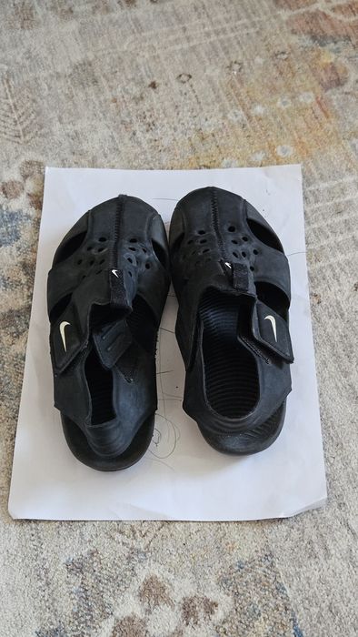 Сандалии Nike на мальчика 32 р.