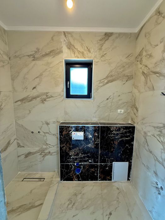 Casa De Vanzare la intrare in Cumpana pe partea stanga