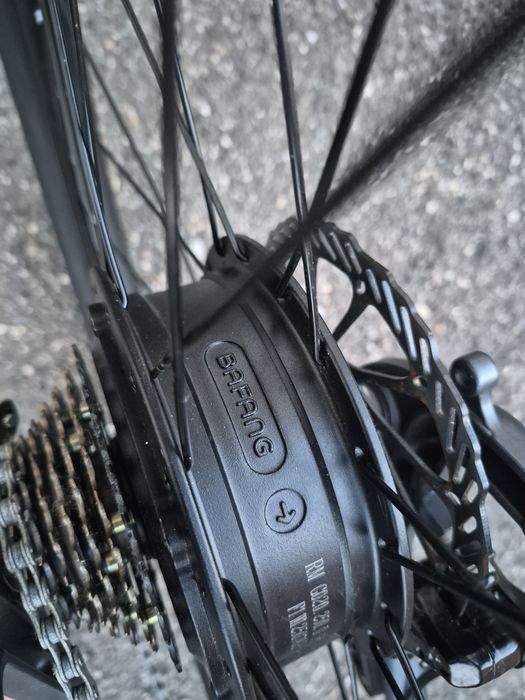 Bicicleta electrica nouă