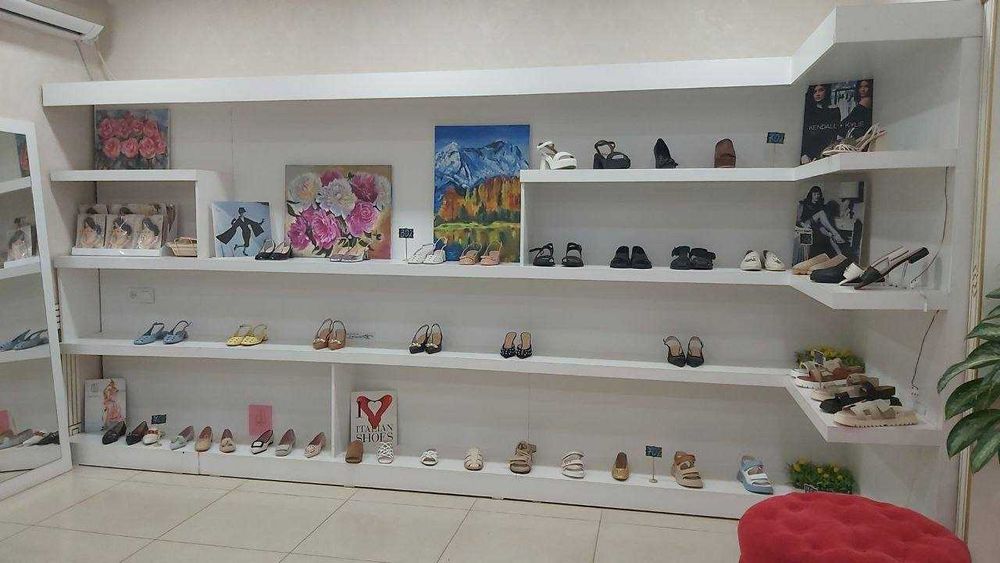 Срочно! Распродажа стеллажей для  обуви и одежды!